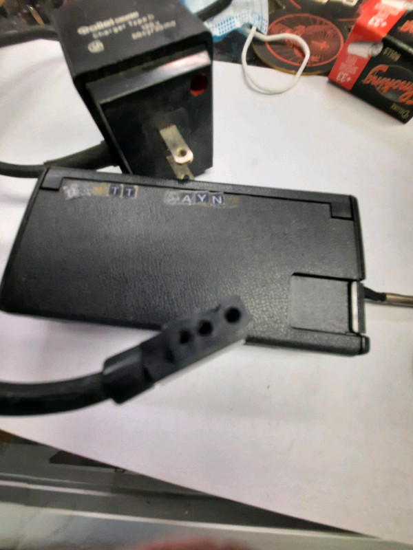 Rollei Singapore charger in General Electronics in Peterborough - Image 2