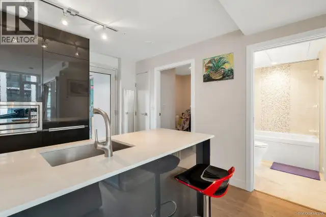502 1283 HOWE STREET Vancouver, British Columbia in Condos for Sale in Vancouver - Image 6