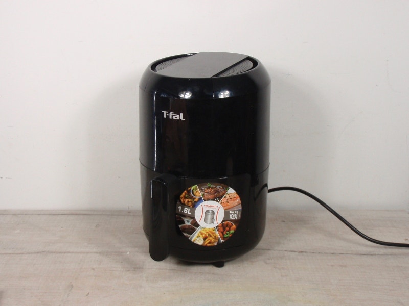 T FAL Easy Fry Compact 1.69QT / 1.6L Air Fryer FL08P Microwaves