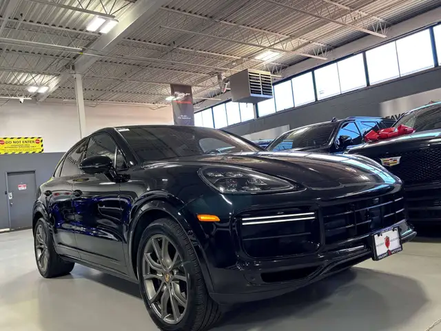 2023 Porsche Cayenne Turbo|AWD|NO LUX TAX|TRUFFLEBROWNSEATS|PREM in Cars & Trucks in City of Toronto - Image 3