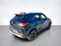 Our used stylish 2021 Chevrolet Trailblazer LT AWD excels at fun in Midnight Blue Metallic! Powered... (image 4)