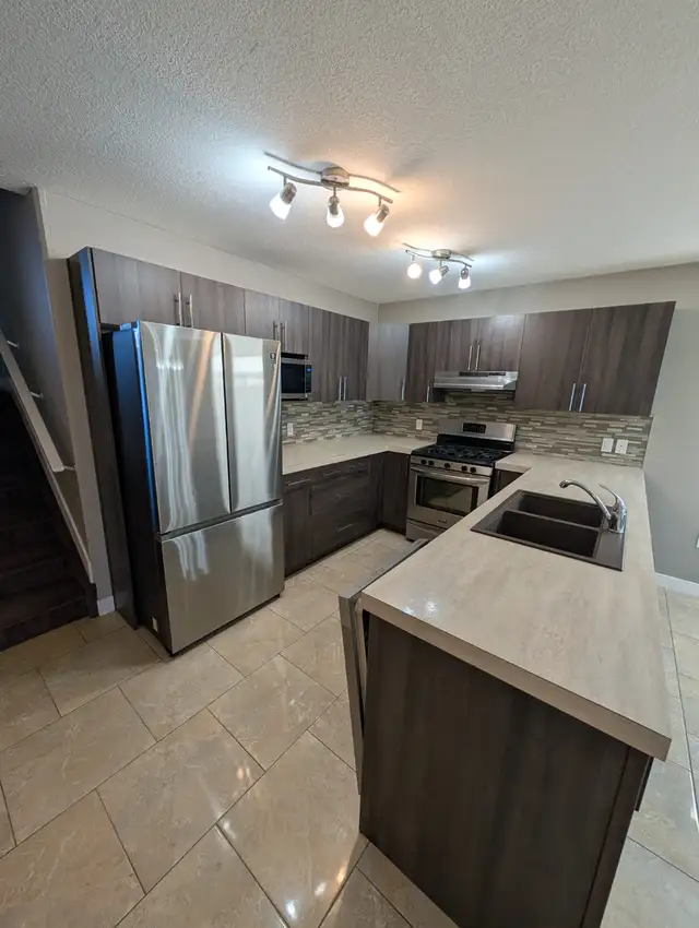 Westgate 2 bedroom, 2 bath home with garage and water included!!