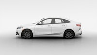 La toute nouvelle BMW 228i xDrive 2024 laisse les conventions derrière. La Série 2 combine une appar... (image 3)