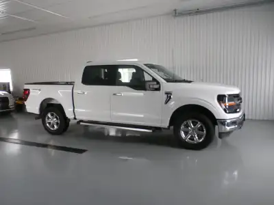 (514)(236)(8008) PAR TÉLÉPHONE SEULEMENT 2024 FORD F150 MODÈLE XLT 4 PORTE, BOITE 5.8 PIEDS, GROSSE...
