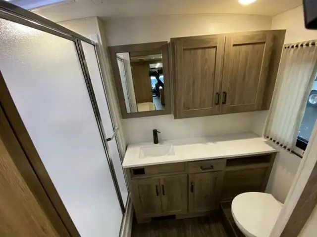 2025 Winnebago Vista 33K in RVs & Motorhomes in Abbotsford - Image 29