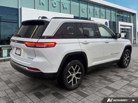 This Jeep Grand Cherokee delivers a Regular Unleaded V-6 3.6 L/220 engine powering this Automatic tr... (image 7)