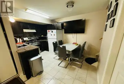 Condo Townhome, With Ideal Location For Commuting By TTC Or Highway 401! Convenience OfGrocery Shopp...