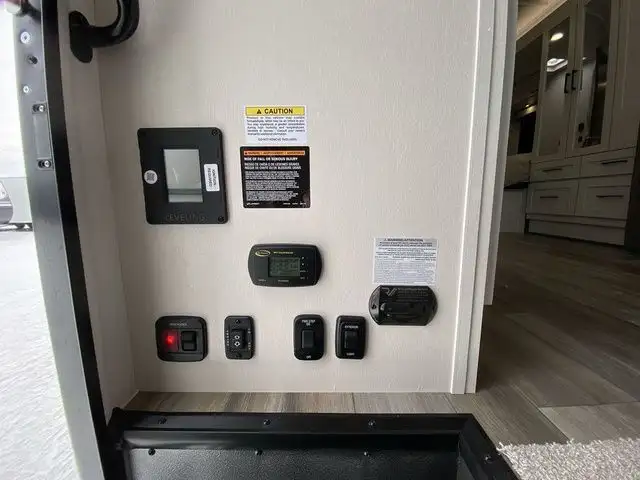 2026 Jayco Redhawk 24B in RVs & Motorhomes in Edmonton - Image 47