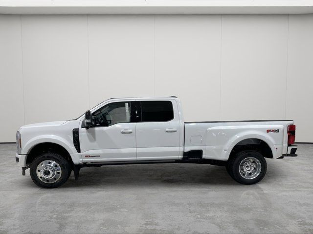 2025 Ford Super Duty F-450 DRW Platinum in Cars & Trucks in Strathcona County - Image 2