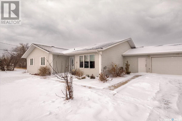 302 Okanese AVENUE N Fort Qu'Appelle, Saskatchewan in Houses for Sale in Regina - Image 4