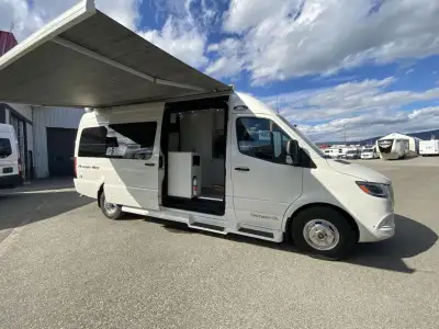 Pleasure-Way Plateau Class B diesel motorhome FL highlights: Swivel Seating Inflatable Air Bed Touch...