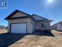 121 Upland Boulevard W Brooks, Alberta