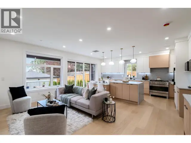 2 3576 E PENDER STREET Vancouver, British Columbia in Condos for Sale in Vancouver - Image 3