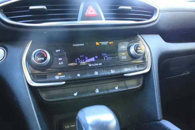 2019 Hyundai Santa Fe 2.0T Preferred AWD w/Dark Chrome Accent fo in Cars & Trucks in Comox / Courtenay / Cumberland - Image 24