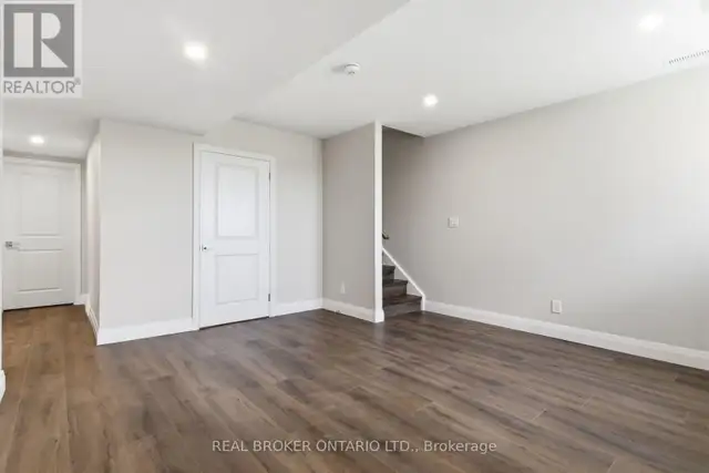 27 - 29 WEYMOUTH STREET Woolwich, Ontario in Houses for Sale in Kitchener / Waterloo - Image 29