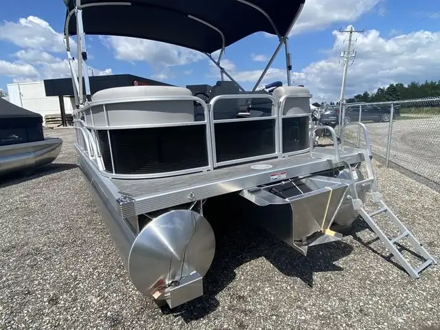 2023 Bennington Marine 20 SVSR in Powerboats & Motorboats in Guelph - Image 6
