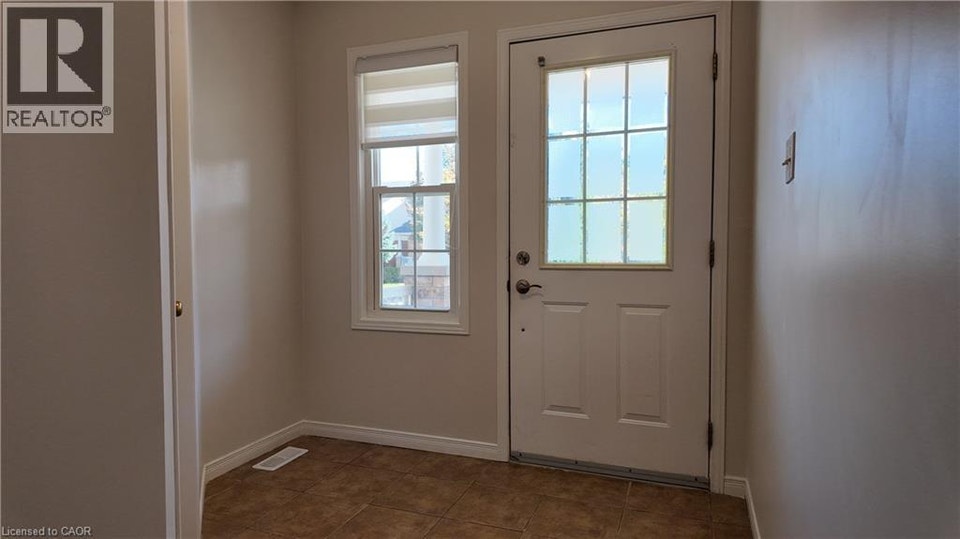 422 SPECKLED ALDER Street Waterloo, Ontario 3