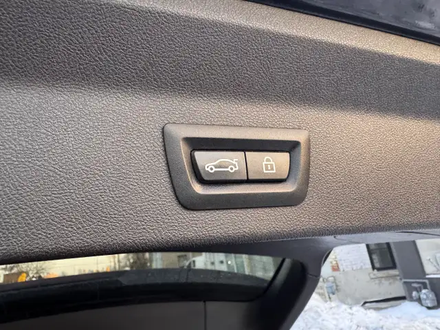 2018 BMW X3 !!! X-DRIVE 30I !!! ONE OWNER !!! NO ACCIDENTS !!!  in Cars & Trucks in City of Toronto - Image 27