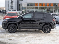 This Jeep Compass has a strong Intercooled Turbo Regular Unleaded I-4 2.0 L/122 engine powering this... (image 4)