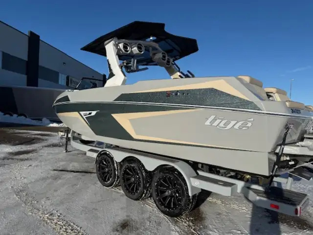 2026 Tige 24RZX in Powerboats & Motorboats in Saskatoon - Image 4