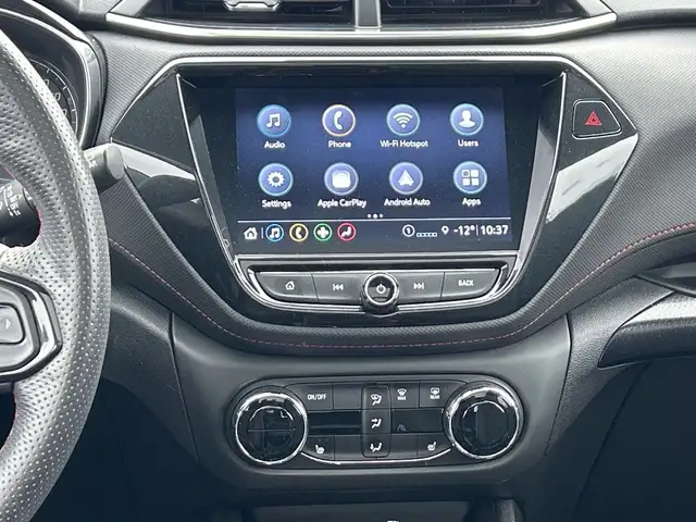 2022 Chevrolet TrailBlazer RS in Cars & Trucks in Calgary - Image 17