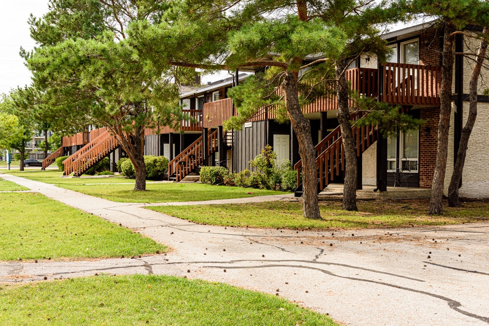 Gardens at Twin Lakes - 2 Bedroom Apartment for Rent 3