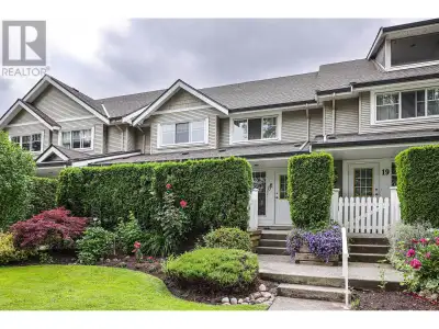 Welcome to this beautifully maintained 2-bed, 2-bath townhome, ideally situated in the desirable Riv...