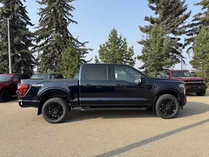 2025 Ford F-150 LARIAT 501A w/BLACK PKG, TOW/HAUL PKG & MOONROOF in Cars & Trucks in Edmonton - Image 2