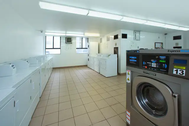 190 CityView 2 Bdrm. Apt. for Rent Clark/Dixie Brampton in Long Term Rentals in Mississauga / Peel Region - Image 15
