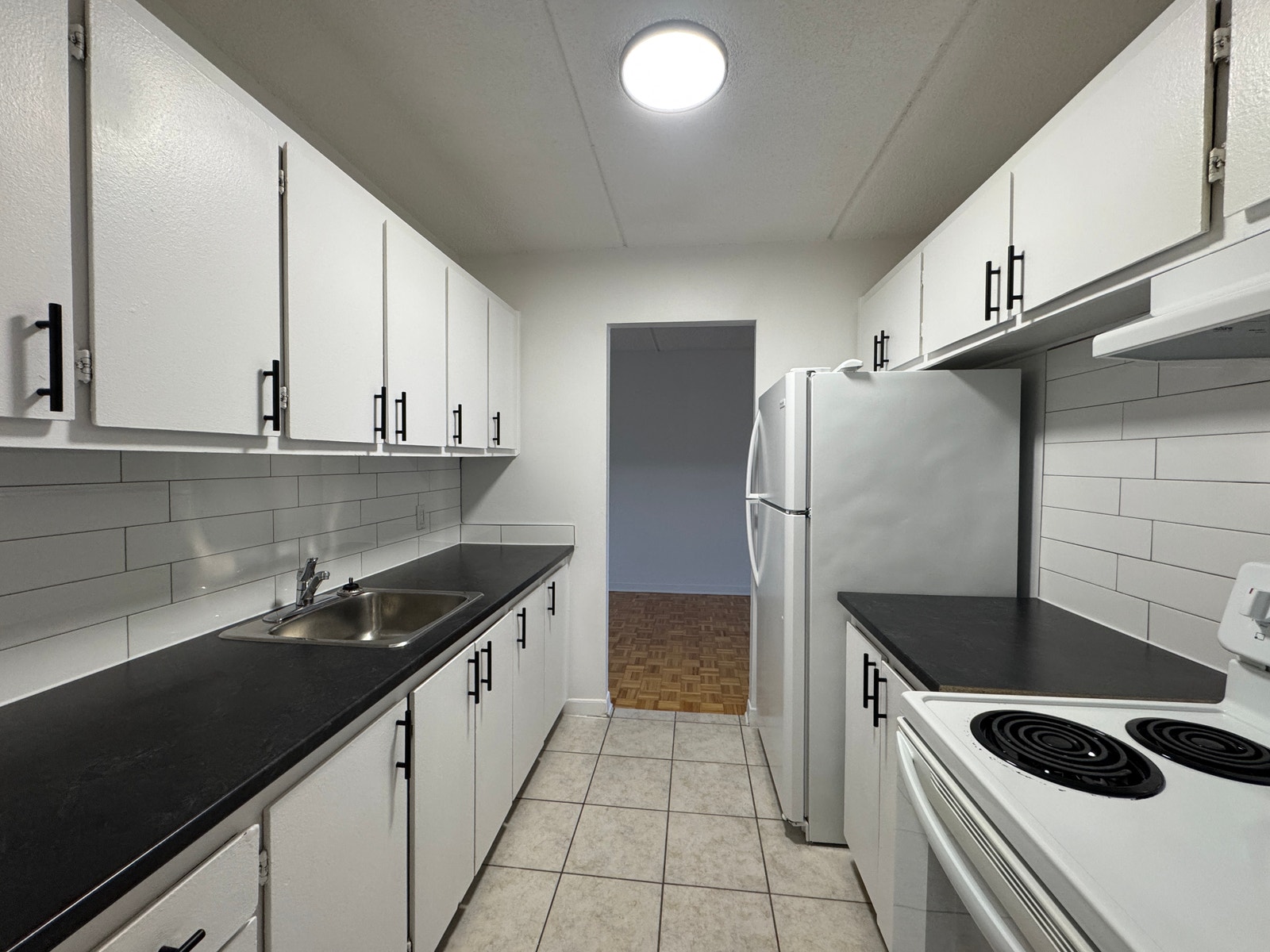 Spacious 3.5 all included in St-Lambert - available — photo 3