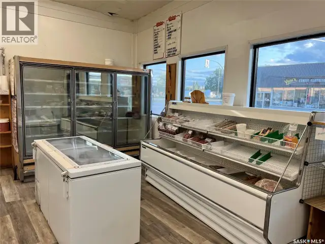 510 Main STREET Humboldt, Saskatchewan in Commercial & Office Space for Sale in Saskatoon - Image 8