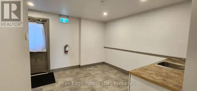 209 10TH STREET Hanover, Ontario in Commercial & Office Space for Sale in Owen Sound - Image 10