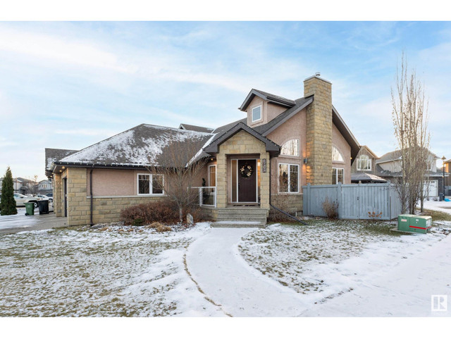17424 108 ST NW Edmonton, Alberta in Houses for Sale in Edmonton - Image 2