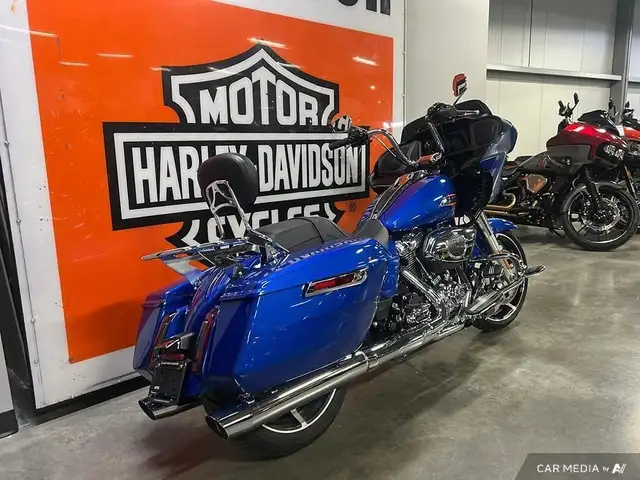 2024 Harley-Davidson FLTRX ROAD GLIDE in Sport Touring in Calgary - Image 6