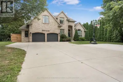 Exceptional in every sense, this extensively renovated 4+1 bedroom, 3.5 bath home offers over 4000 s...
