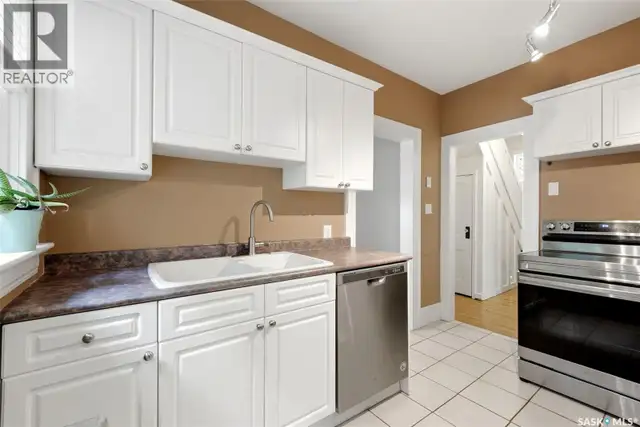 2917 Robinson STREET Regina, Saskatchewan in Houses for Sale in Regina - Image 10