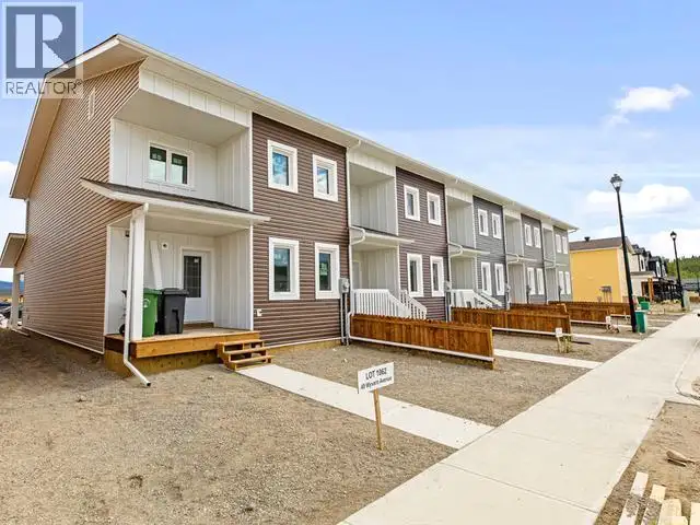 61 WYVERN AVENUE Whitehorse, Yukon in Houses for Sale in Whitehorse - Image 3