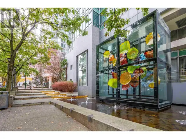 1203 1200 GEORGIA STREET Vancouver, British Columbia63235551800323124