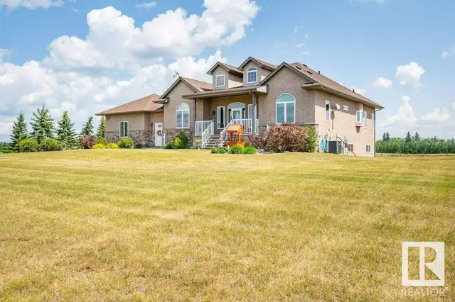 56203 RGE ROAD 230 Rural Sturgeon County, Alberta62863800324354123
