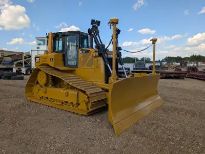 2013 CAT D6T LGP with Grader Control and 6Way Blade and Winch Total HRS: 14,176 Idle HRS: 3,108 164i...