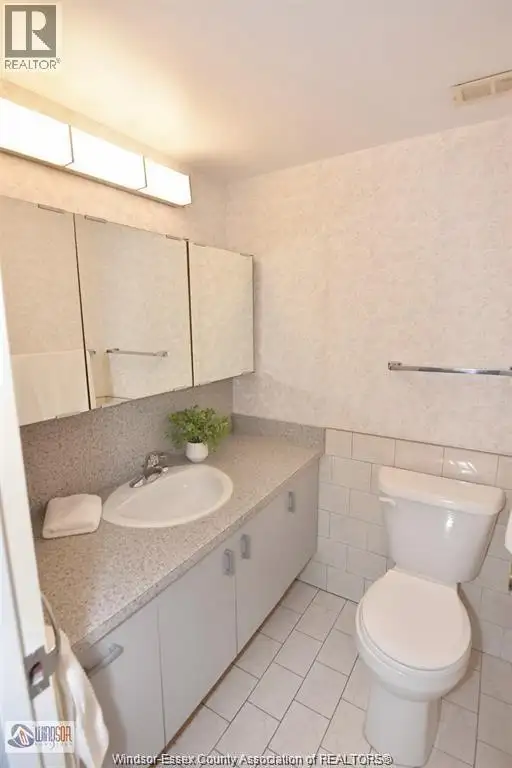 2144 PELISSIER Unit# 601 Windsor, Ontario in Long Term Rentals in Windsor Region - Image 35