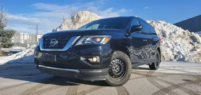 MGI Auto Ltd AMVIC Licenced Dealership STOCK # 72690 2017 Nissan Pathfinder S 3.5L V6 AWD/4X4i • 7-p...