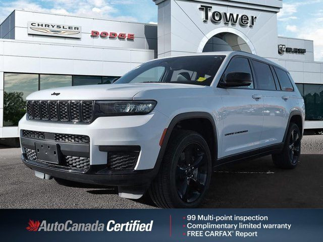 2024 Jeep Grand Cherokee L Altitude | Low KMs | Trailer Tow in Cars & Trucks in Calgary