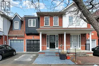 1609 AVONMORE SQUARE Pickering (Town Centre), Ontario