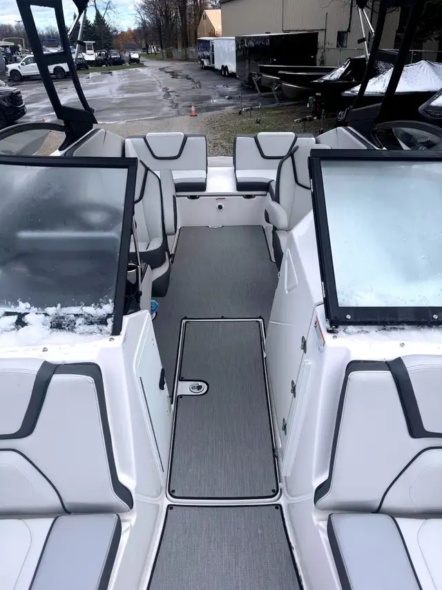 2025 YAMAHA AR250 - DEMO in Powerboats & Motorboats in Barrie - Image 7