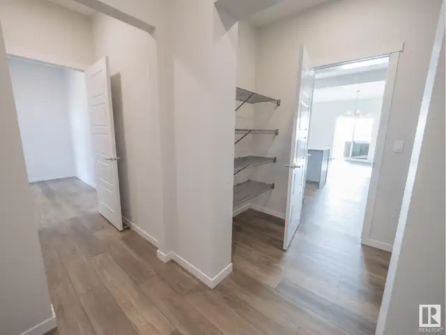 7139 177 AV NW Edmonton, Alberta62863800382593124