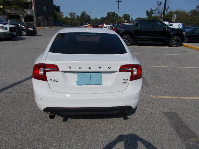 Volvo  2013 T5 , S60 , 2.5 , 5cyl. for sale in Cars & Trucks in Mississauga / Peel Region - Image 2