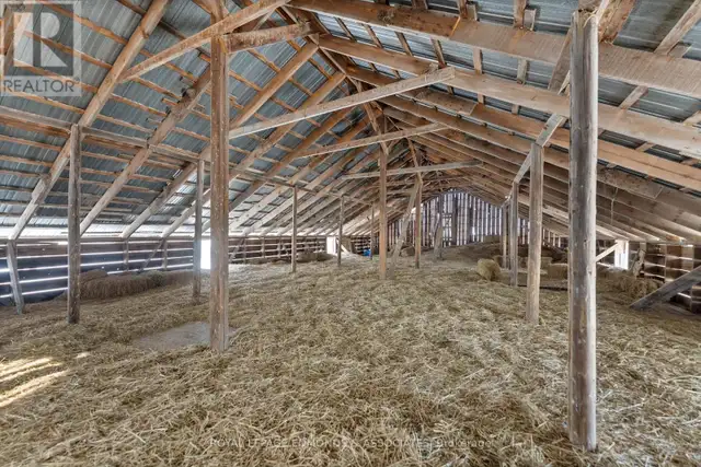 1967 ZION LINE Whitewater Region, Ontario in Houses for Sale in Pembroke - Image 37