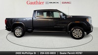 The 2022 GMC Sierra 2500HD Denali blends heavy-duty capability with luxury-truck refinement. With th... (image 1)