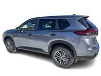 Odometer is 19844 kilometers below market average! Recent Arrival! 2024 Nissan Rogue Local Trade, Bl... (image 9)